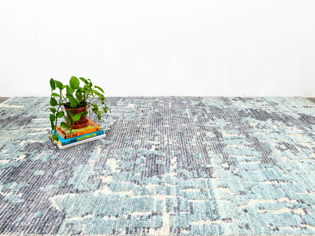 Ava Hand Made Woolen Rug