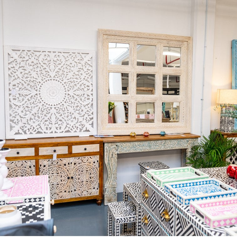 Polar Hand Carved Wooden Shoe Cabinet