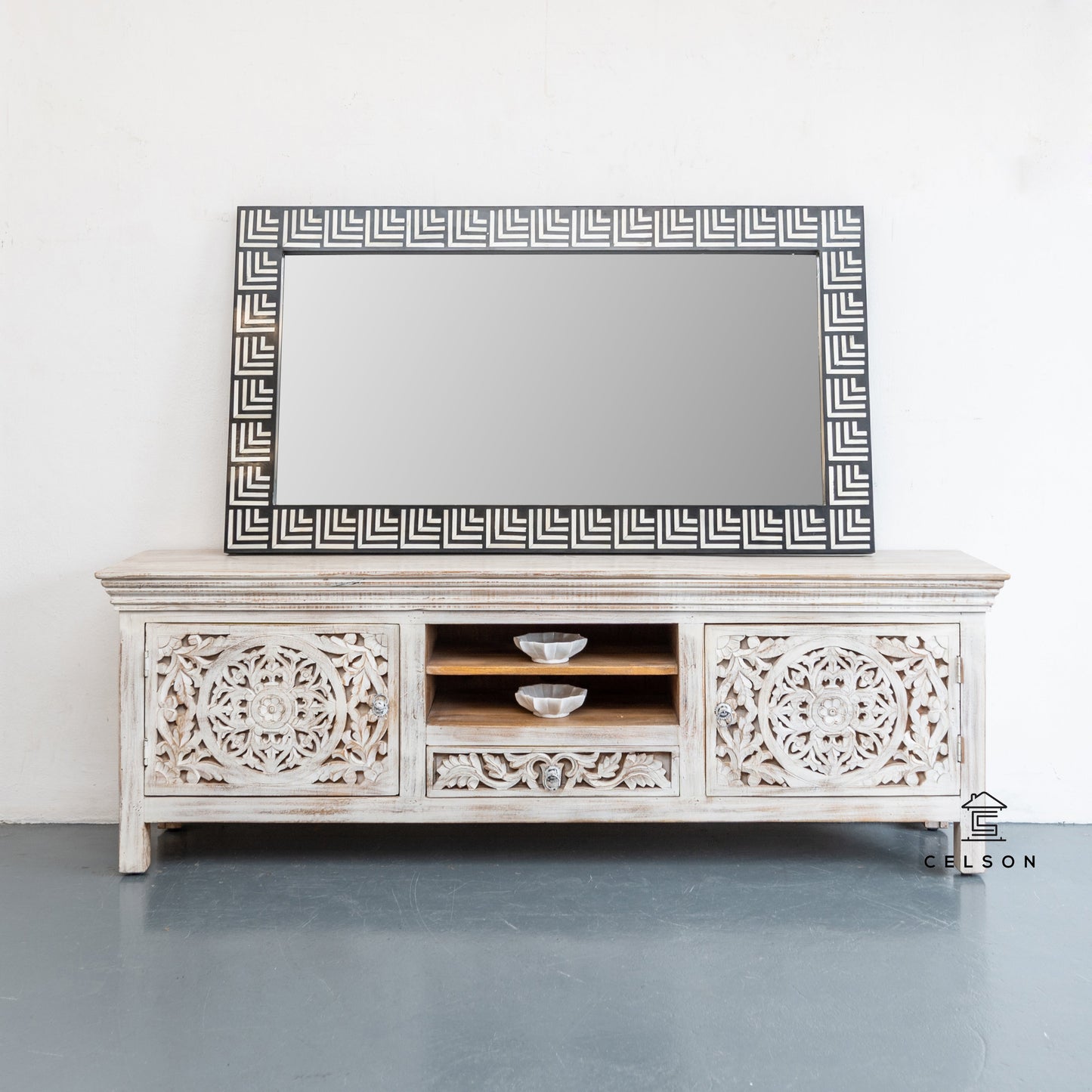 Kusum Bone Inlay mirror
