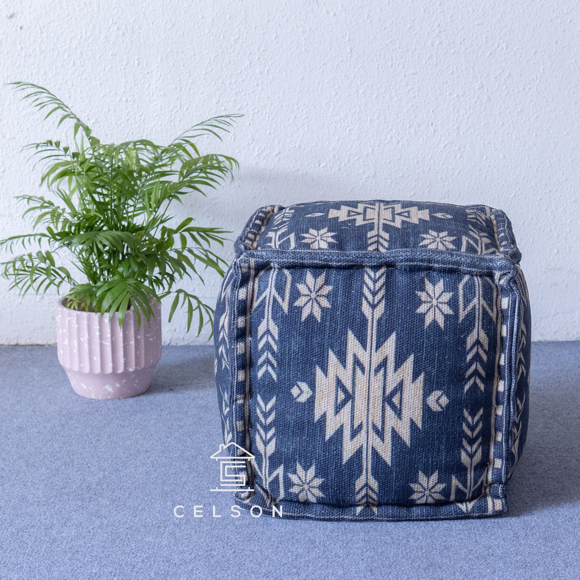 Noora Pouf