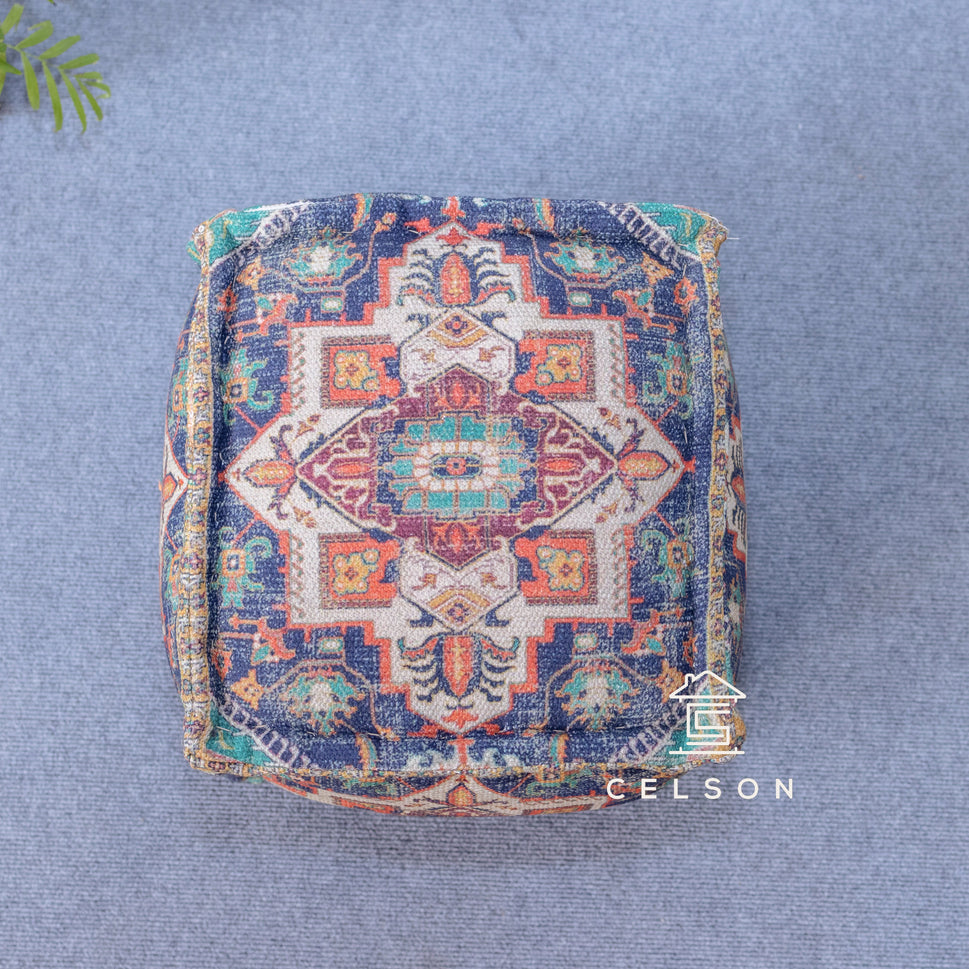Noora Pouf