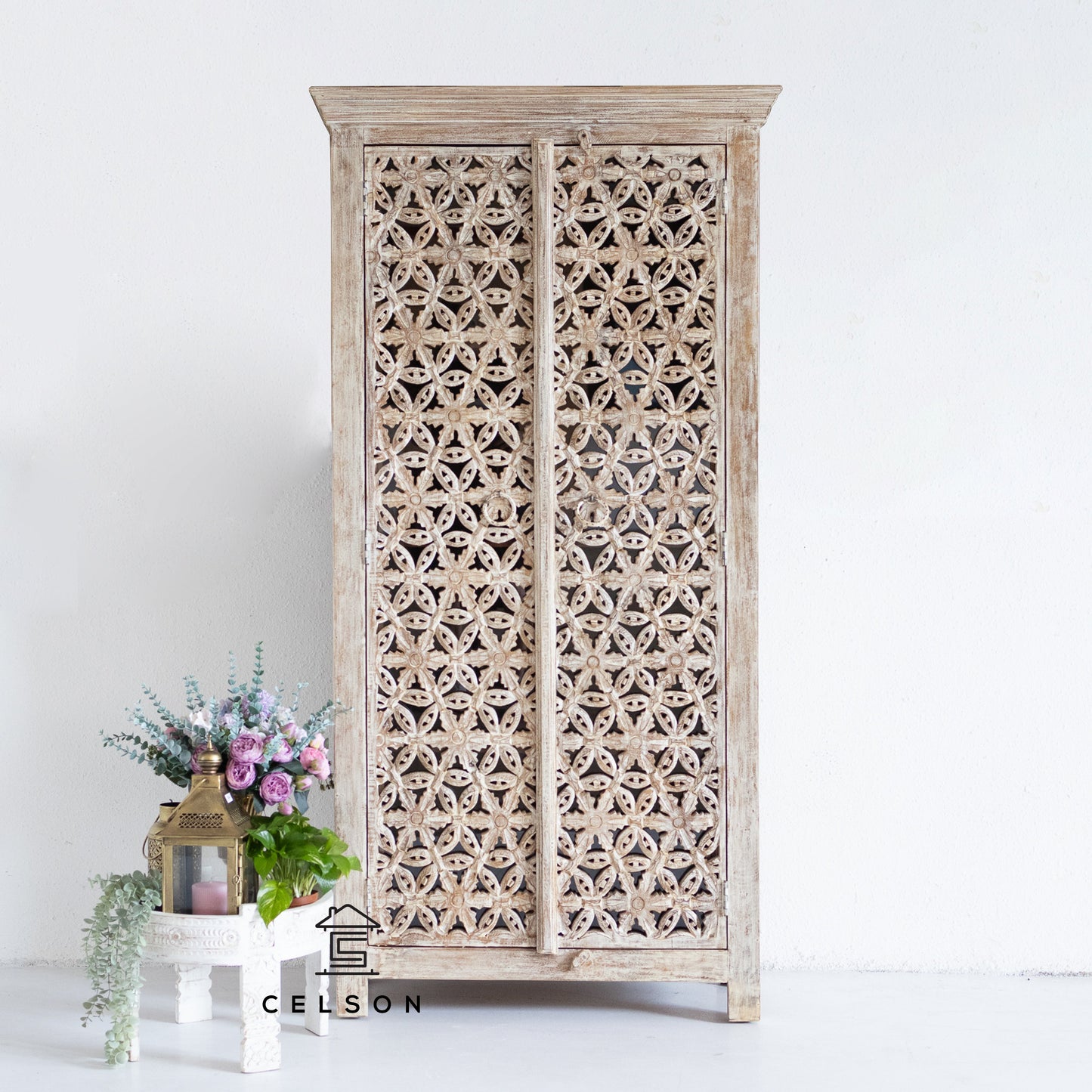 Niel Hand Carved Almirah