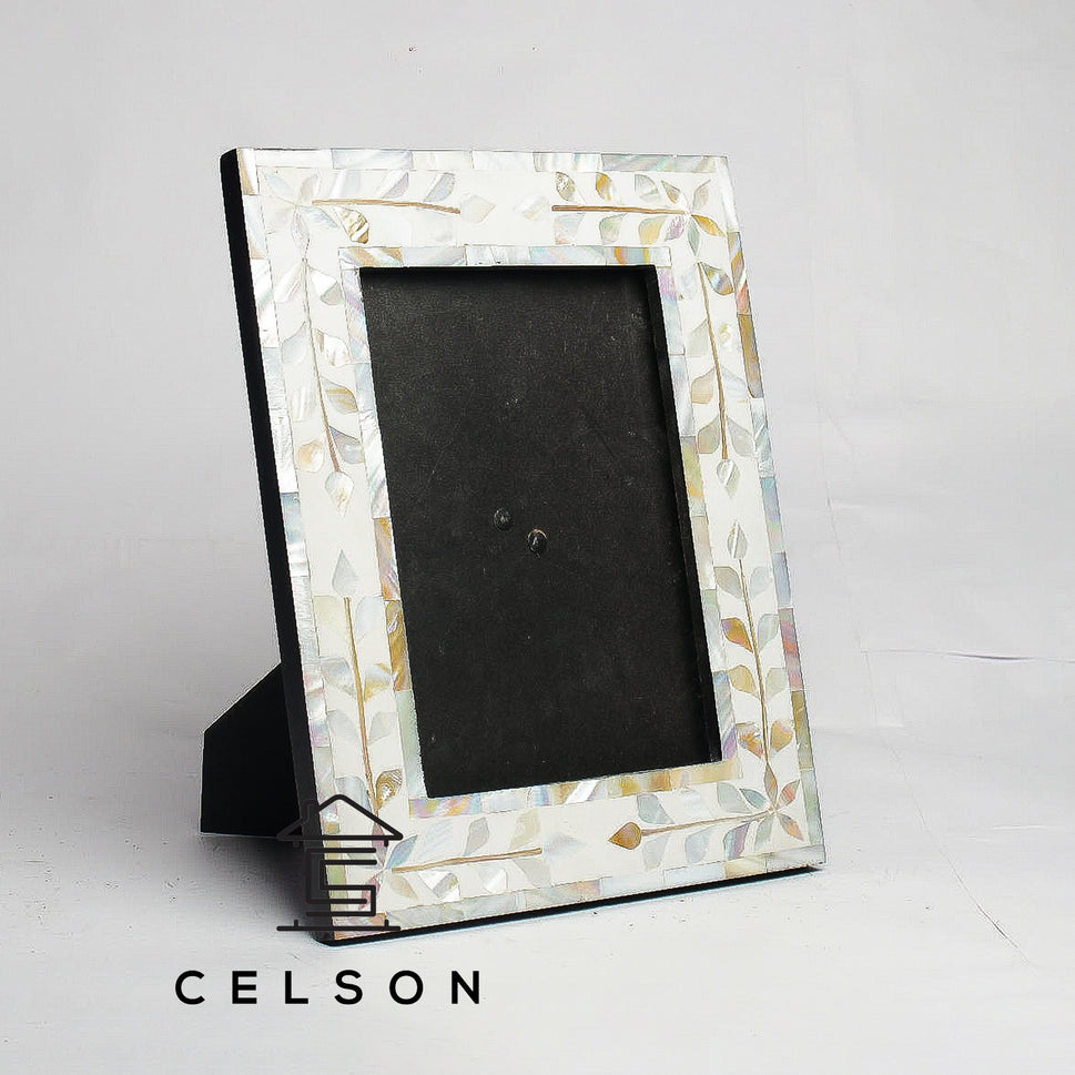 Leo Mother of Pearl Inlay Photo