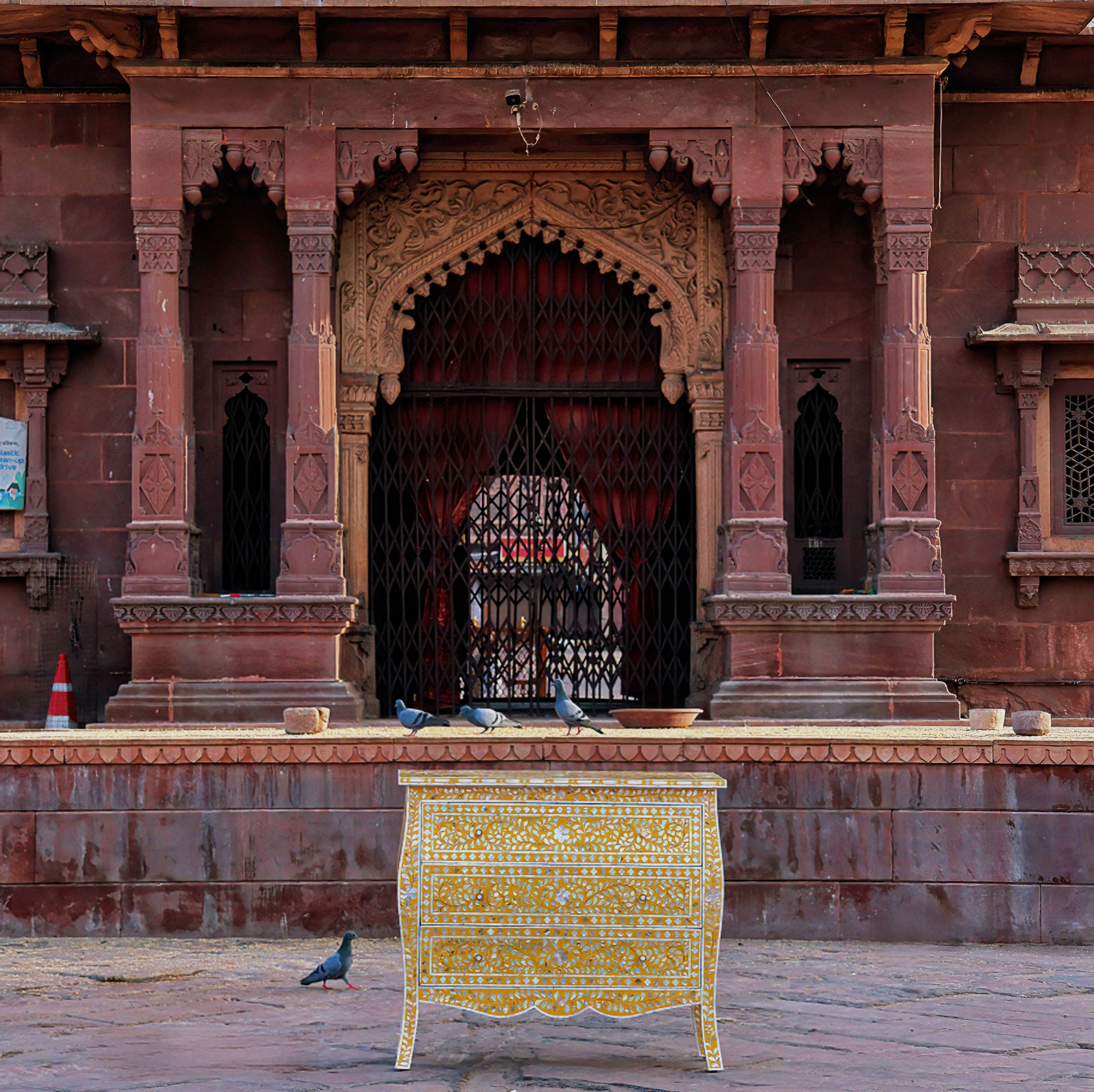 Nur Mother of Pearl Inlay Chest & Mirror