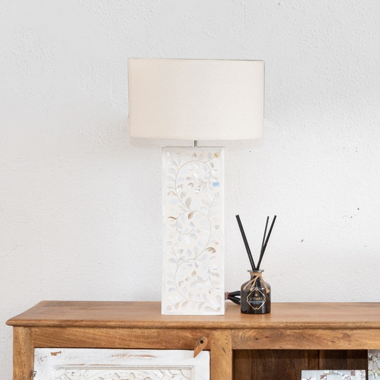 John_MOP Inlay lamp with Shade