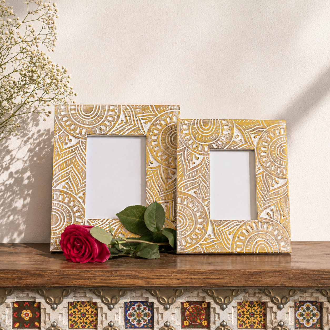 Wheel Hand Carved Photo Frame