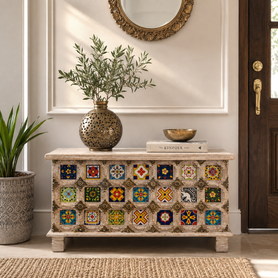 Elmmi Carved Tile Trunk